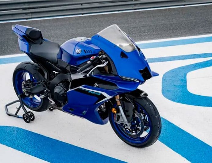 Обзор Yamaha R9 2025 года