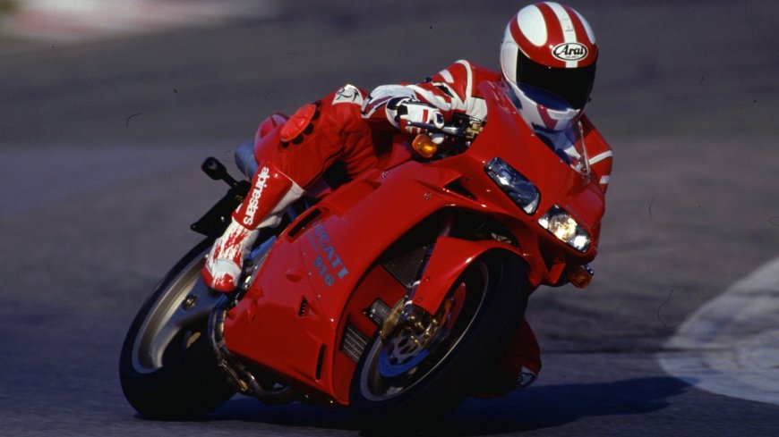 Ducati 916